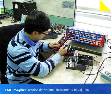 CMC 256plus: Técnico de National Instruments trabajando
