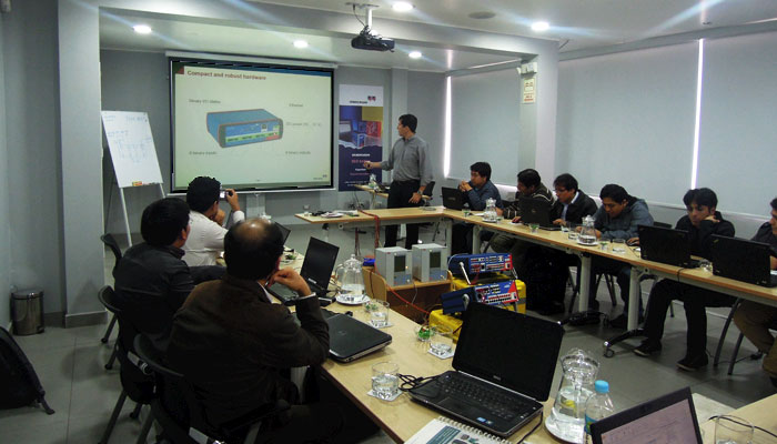 Hardware robusto y compacto del TICRO 100