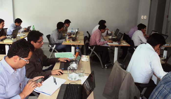 Otra vista de los asistentes al curso