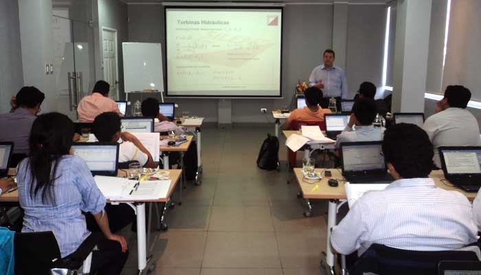 Expositor: Flavio Fernandez de DigSilent Alemania